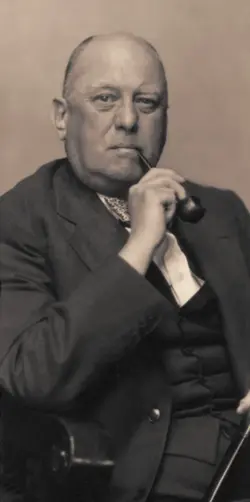 $Aleister_Crowley_03.webp