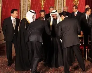 $ObamaBowstoSaudiKing.webp