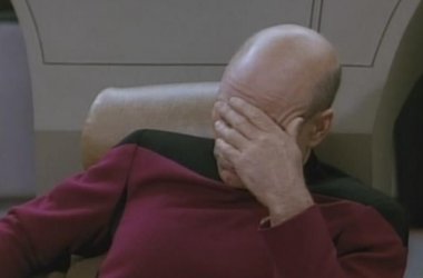 $wpid_picard_facepalm_RE_The_world_according_to_America-s921x606-115737.jpg