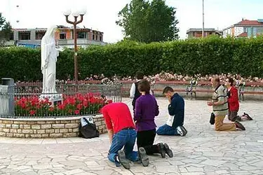 main-qimg-90893b04b269370329ca2eaa4d2c6200-lq.webp