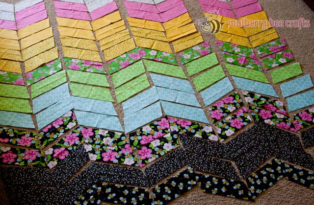 bee_quilt_chevron_003.jpg
