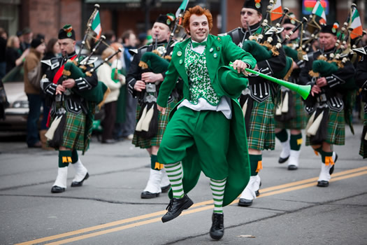 st_patricks_parade_2010_leprechaun.jpg