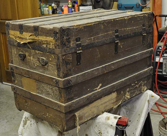 AntiqueTrunkRefinishing.jpg