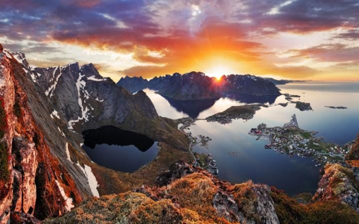 lofoten-norway-travel-ap-large.jpg