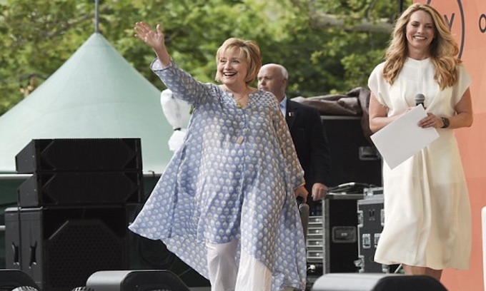 hillary_tent.jpg