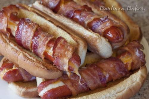 Bacon-Cheese-Hot-Dog-on-a-bun.jpg