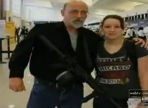 n-MAN-WALKS-INTO-AIRPORT-WITH-GUN-large300.jpg