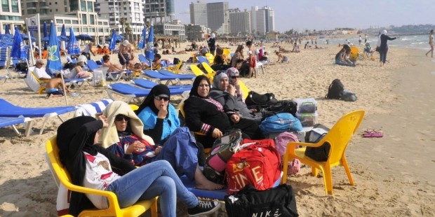 Arabs-in-Israel-3-620x310.jpg
