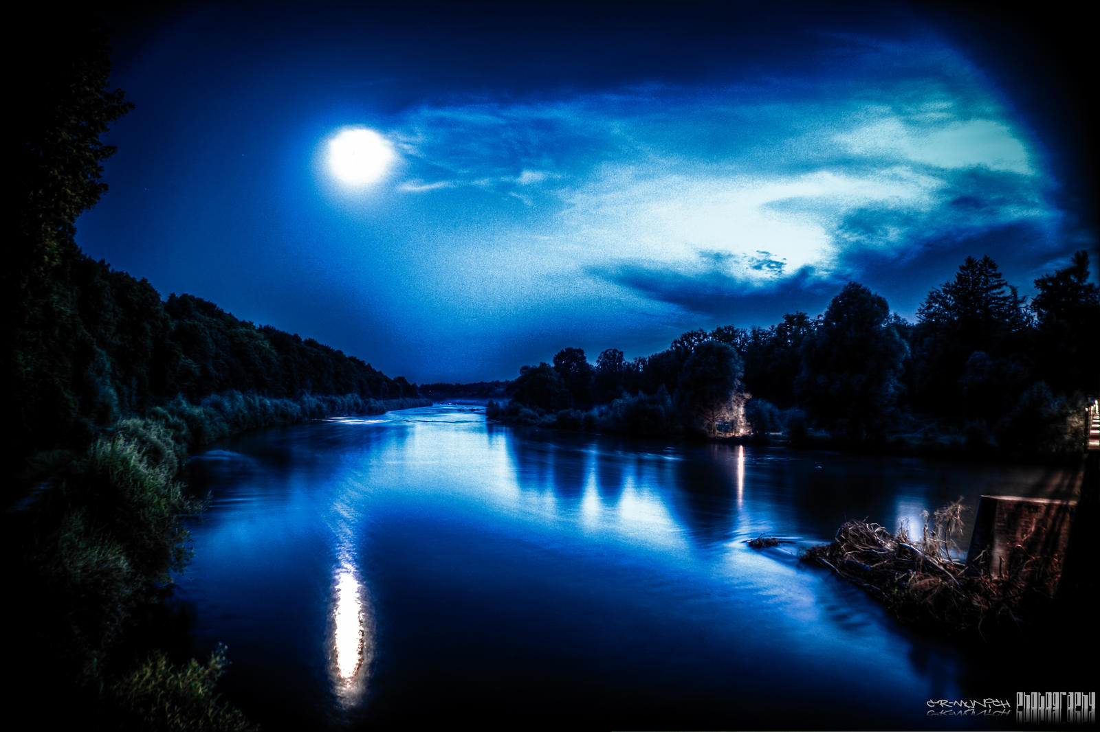 river_by_night_by_c_r_munich-d5edors.jpg