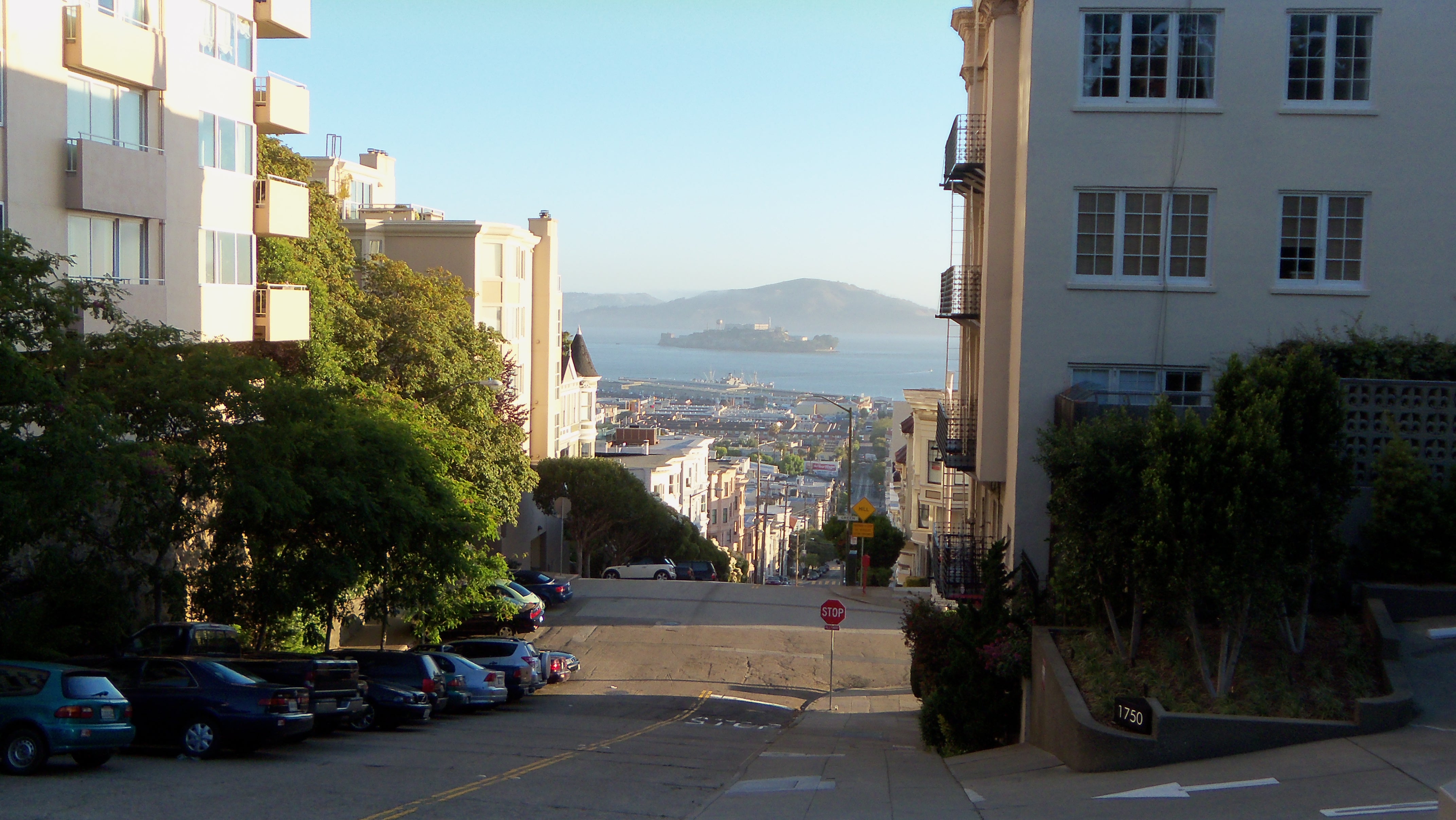 alcatraz-from-a-san-francisco-street.jpg