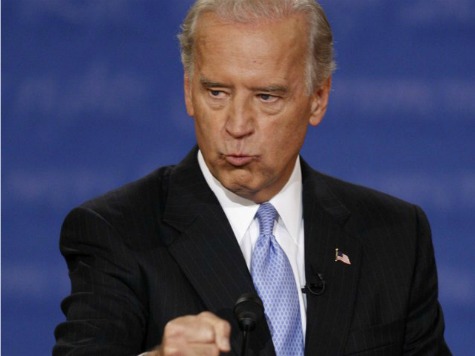 biden-08-debate-ap.jpg