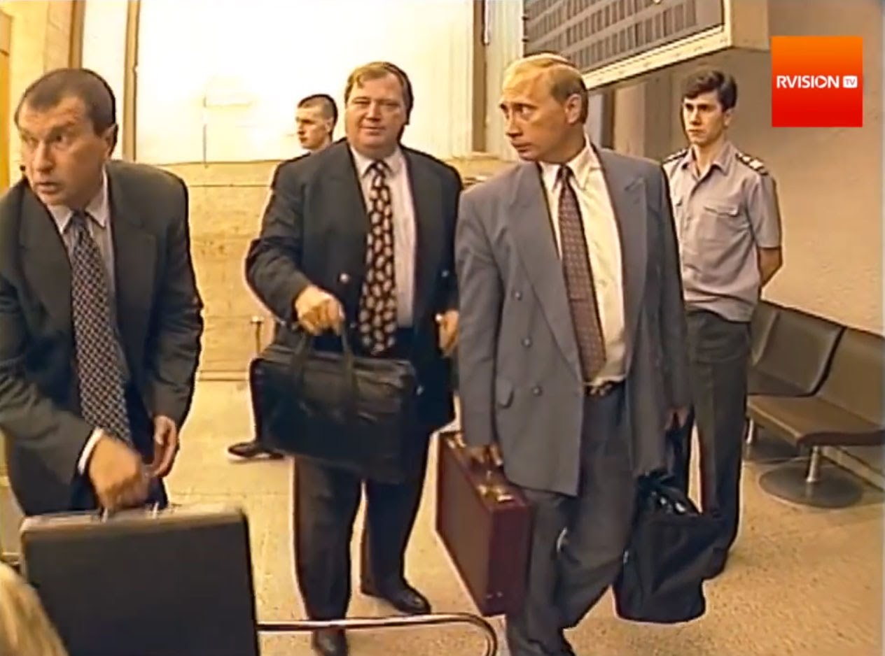 putin-i-sechin-v-ayeroportu.jpg