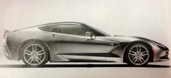 2014-Corvette-C7-side-RT-582x265.jpg