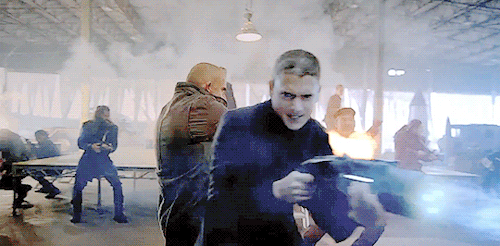 tumblr_o0u3xvO0qd1uguo4xo2_500.gif