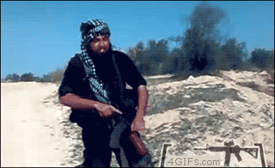 tumblr_nefsfcw2Lb1qdlh1io1_r1_400.gif