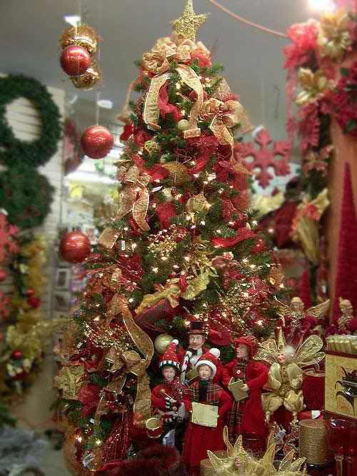 christmas_15_tree_decorating_ideas.jpg