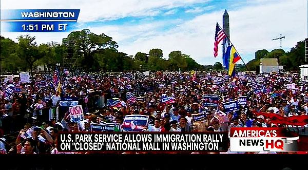 immigrants-on-the-mall-2.jpg