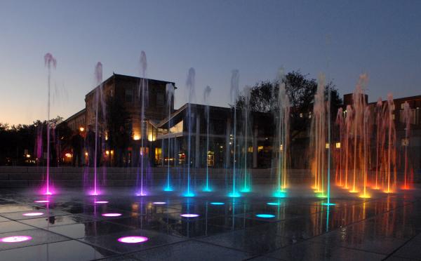 Ellis.Square.Fountain.Savannah.GA.jpg