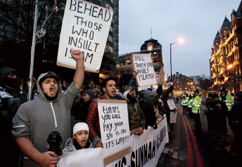 london-muslim-extremist-1-2-09-10.jpg