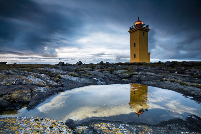 light-house-night-photography.jpg