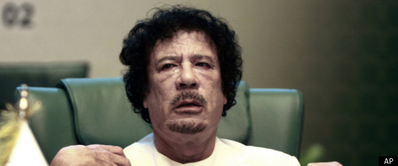 r-CLINTON-GADDAFI-large570.jpg