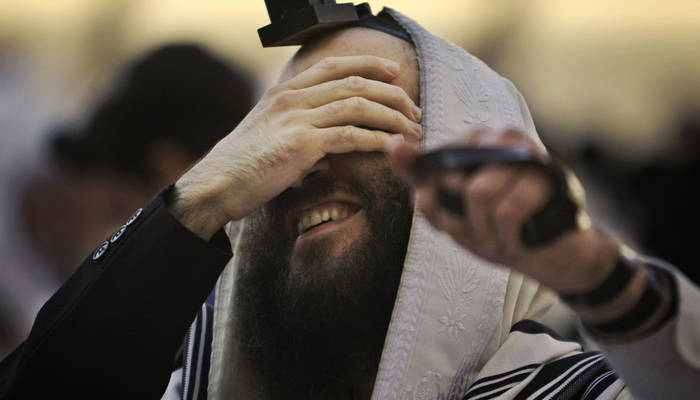yom-kippur-08-thumb-700x523-700x400.jpg
