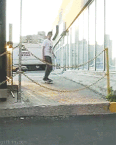 1259764287_skateboard-fail.gif