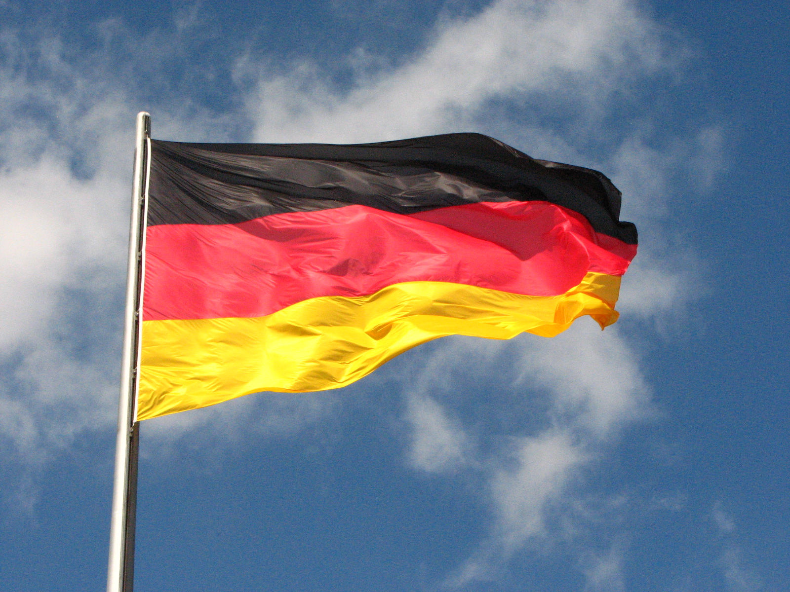 German_flag_(7664379976).jpg