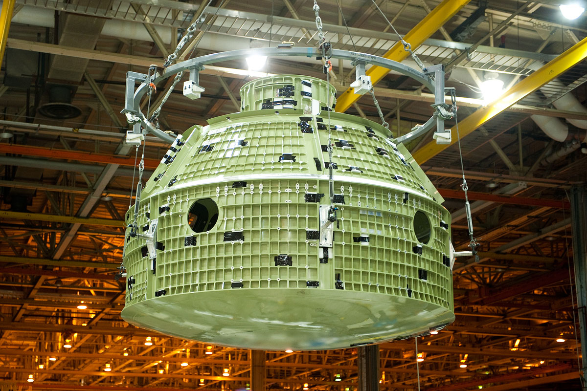 Final_wield_of_first_space_bound_Orion.jpg