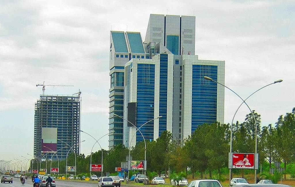 332401,xcitefun-telecom-tower-islamabad-4.jpg