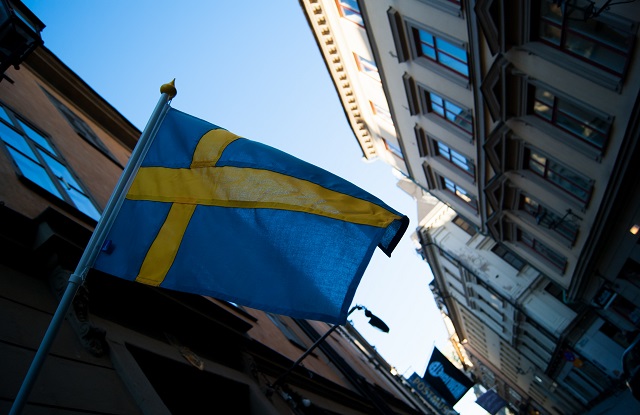 Swedish_flag_(8272636569).jpg