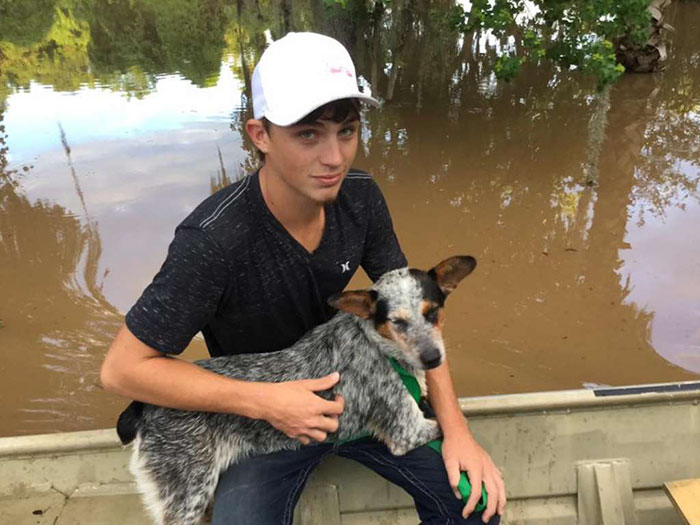 dad-son-save-dogs-flood-texas-1.jpg