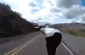 3EEA0Mf.gif