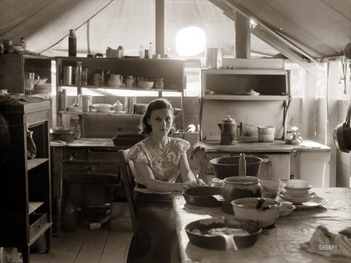 FruitWorkersTent1936.jpg