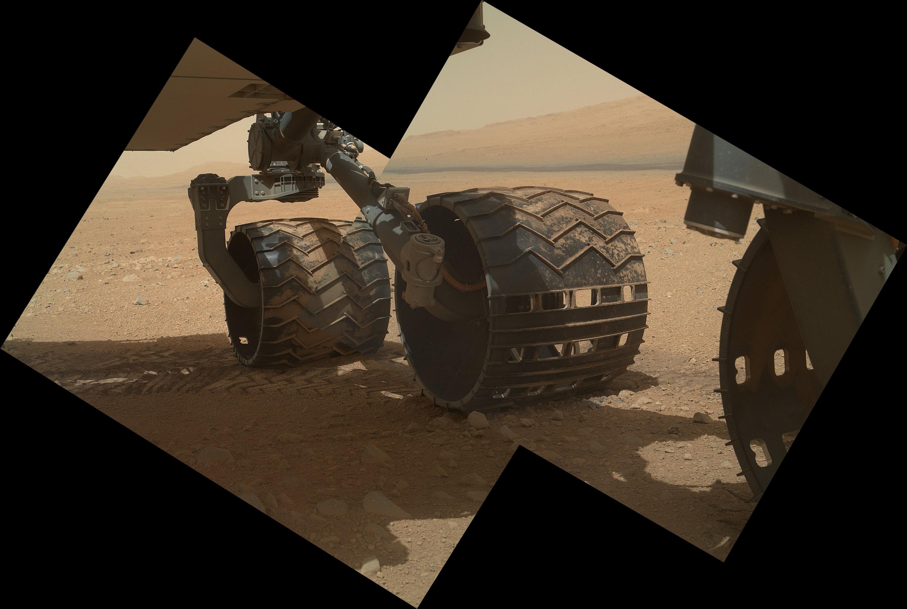 roverwheels_curiosity_2949.jpg