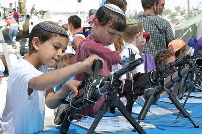 settlersguns.jpg
