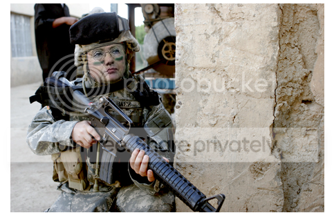hillarymilitarydh0.png