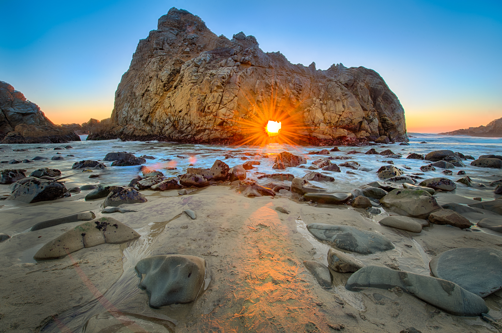 big_sur__keyhole_arch_by_alierturk-d6y0cez.jpg