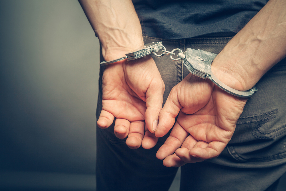 escaping-handcuffs.jpg