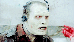 tumblr_ncw9dxFHgL1tiikwoo3_r1_250.gif