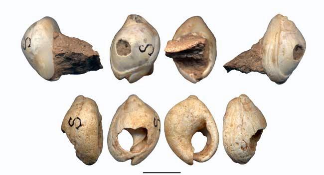Skhul-Cave-Beads.jpg