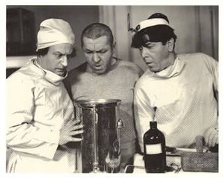 three_stooges_doctor_small1.jpg