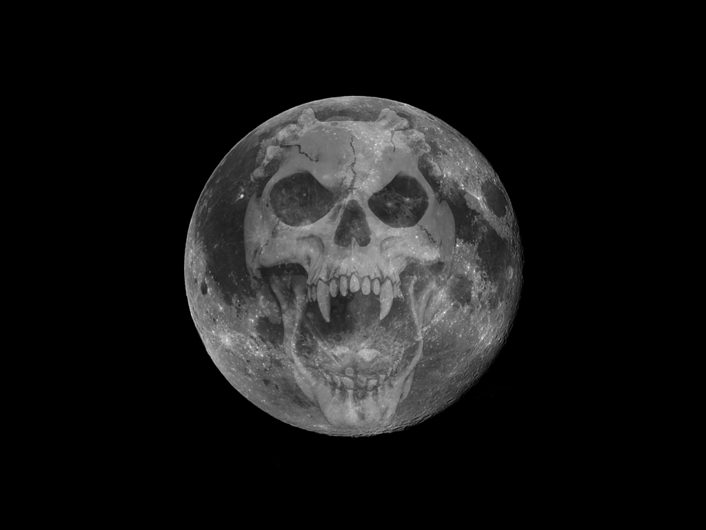 Halloween_Moon_Skull_by_cycoze.jpg