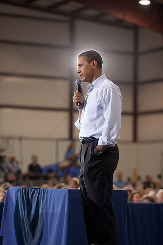 2009-08-14_obama_health_care_halo.jpg