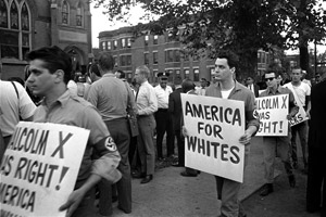 ap_white_rioters_chicago_1966_300x200_121025.jpg