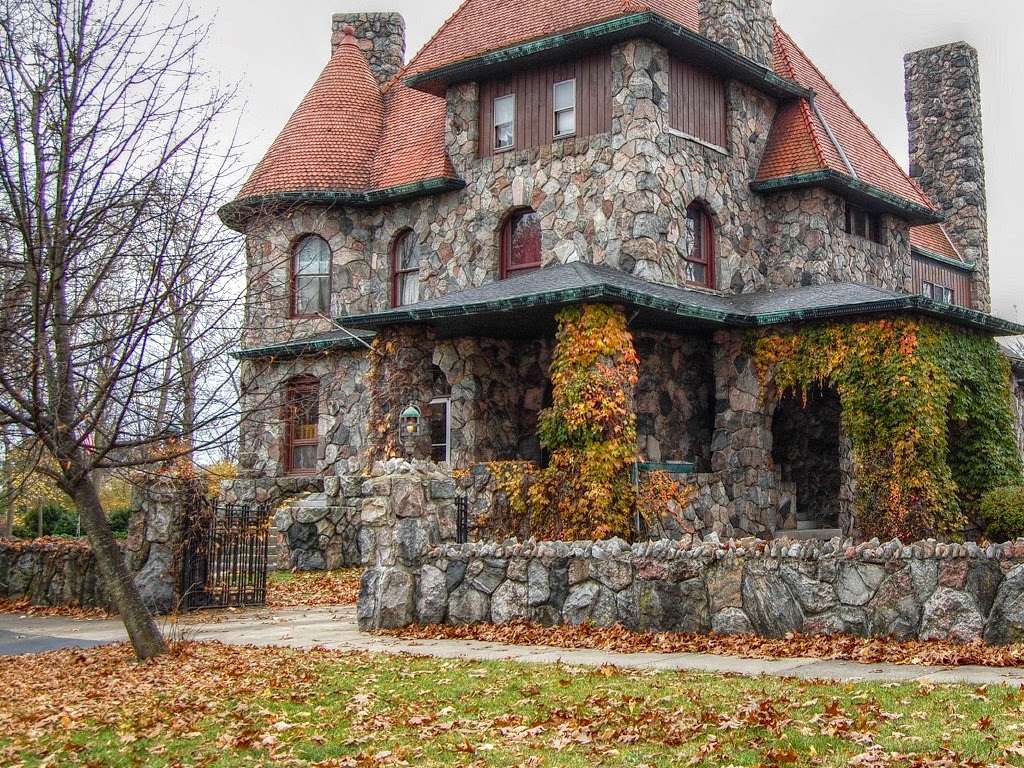 house2.jpg