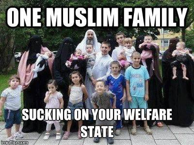 one-muslim-family-mooching-off-u.jpg