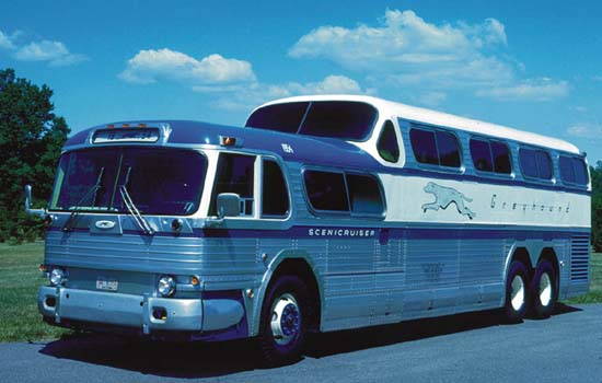 i-greyhound_scenicruiser_01.JPG