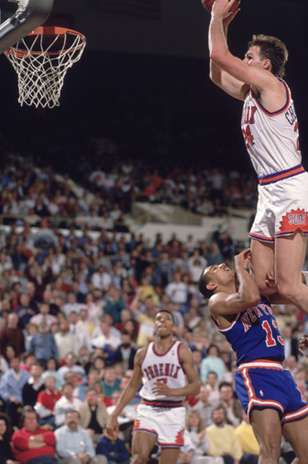 chambersjacksondunk.jpg
