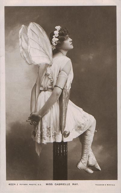 1900s-1906-actress-antique-beautiful-Favim.com-180961.jpg